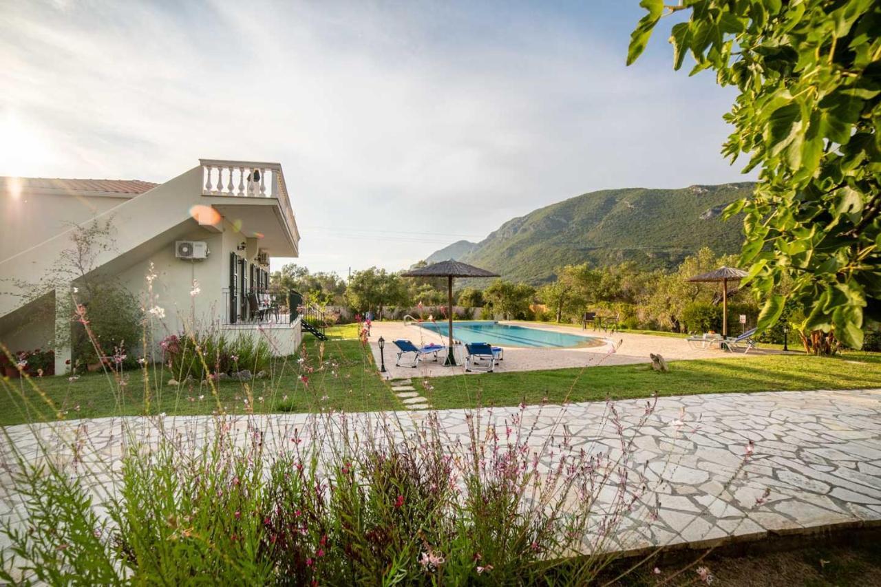 Villa Adonis Halikounas Exterior foto